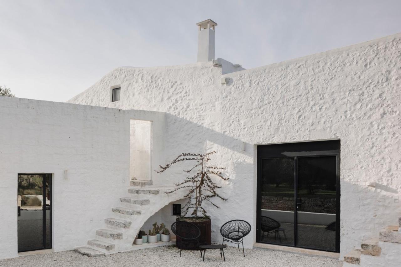 Masseria Dagilupi Остуни Екстериор снимка