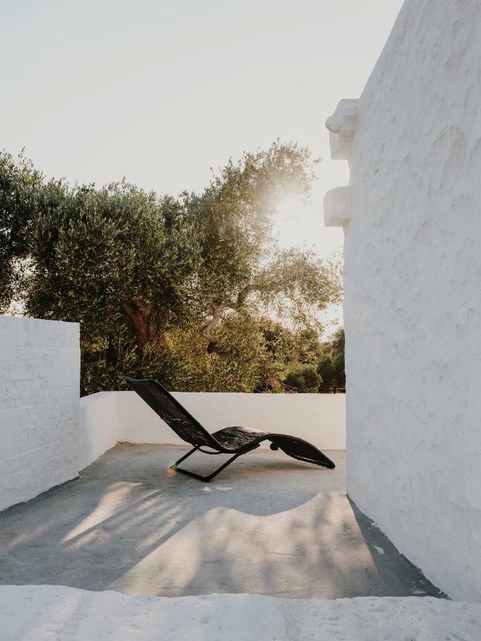 Masseria Dagilupi Остуни Екстериор снимка