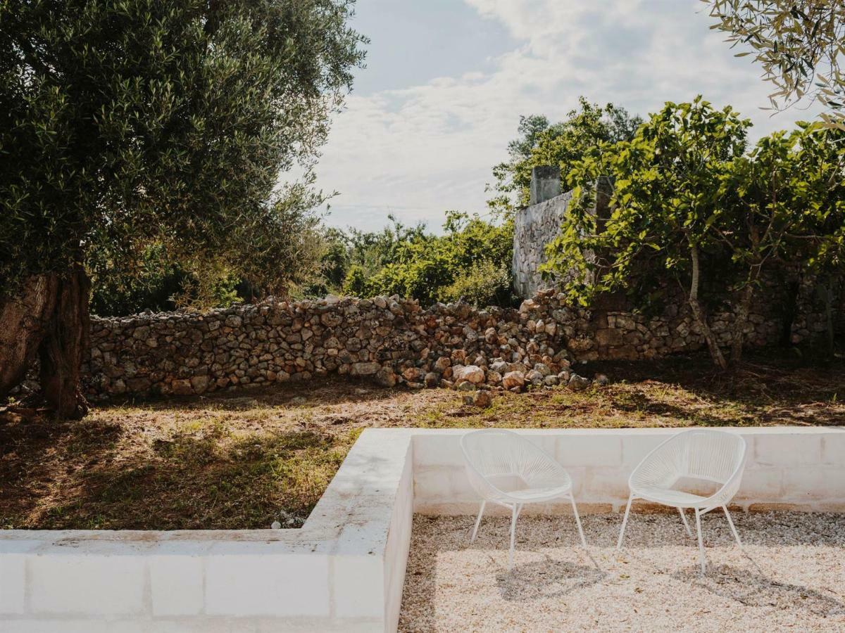 Masseria Dagilupi Остуни Екстериор снимка