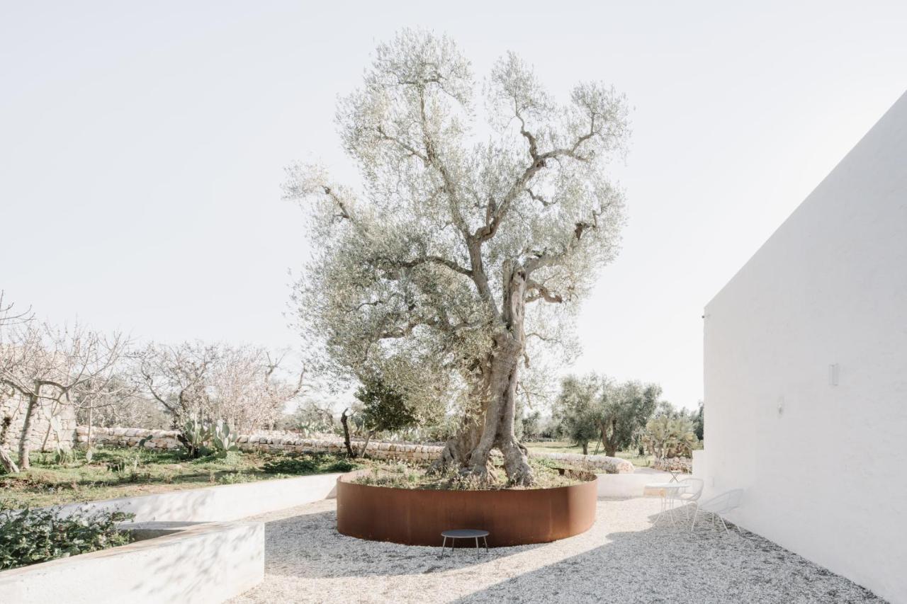 Masseria Dagilupi Остуни Екстериор снимка